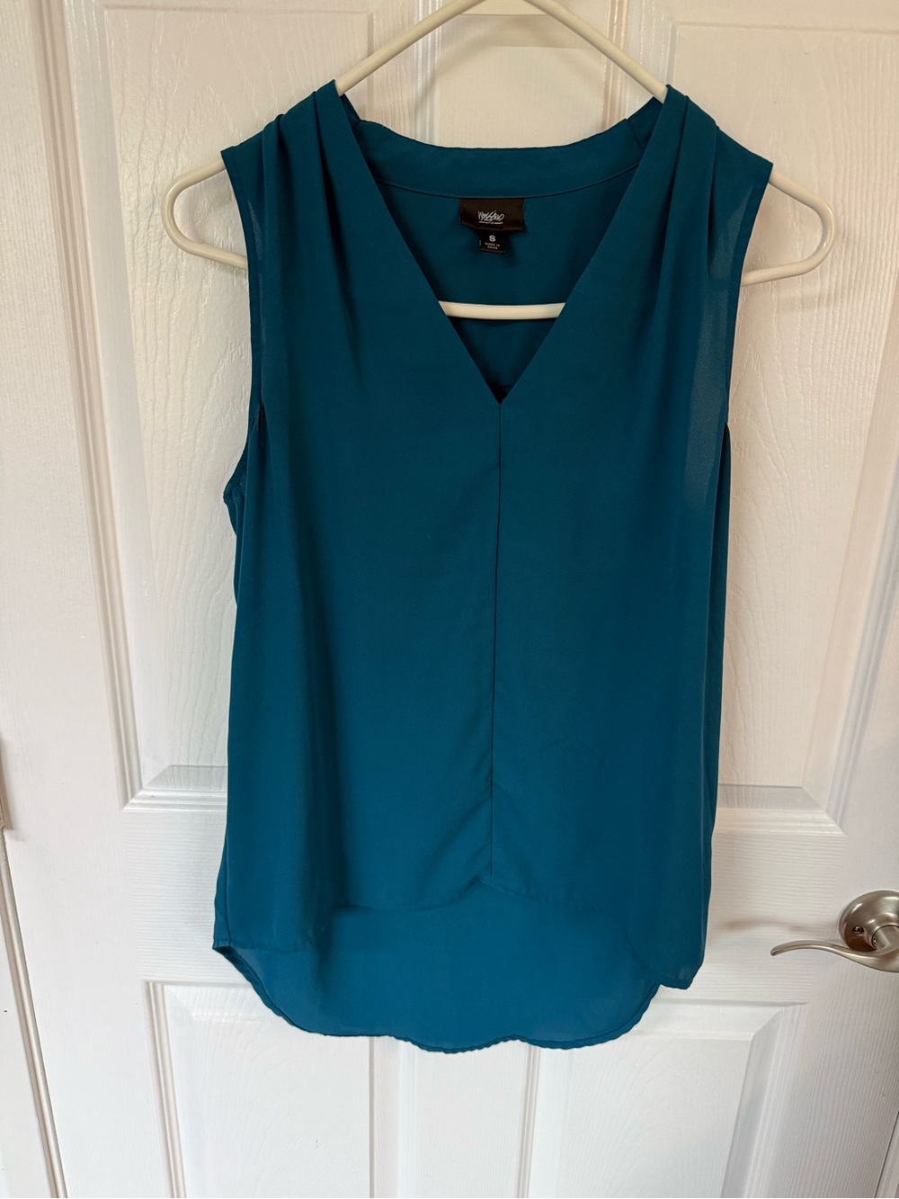 Mossimo Supply Co. Teal V-Neck Sleeveless Blouse